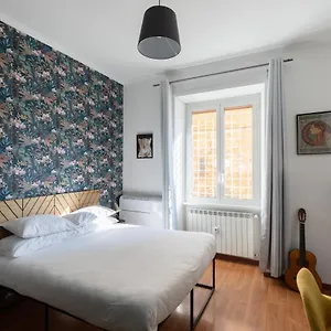 Domus Vaticana Apartment